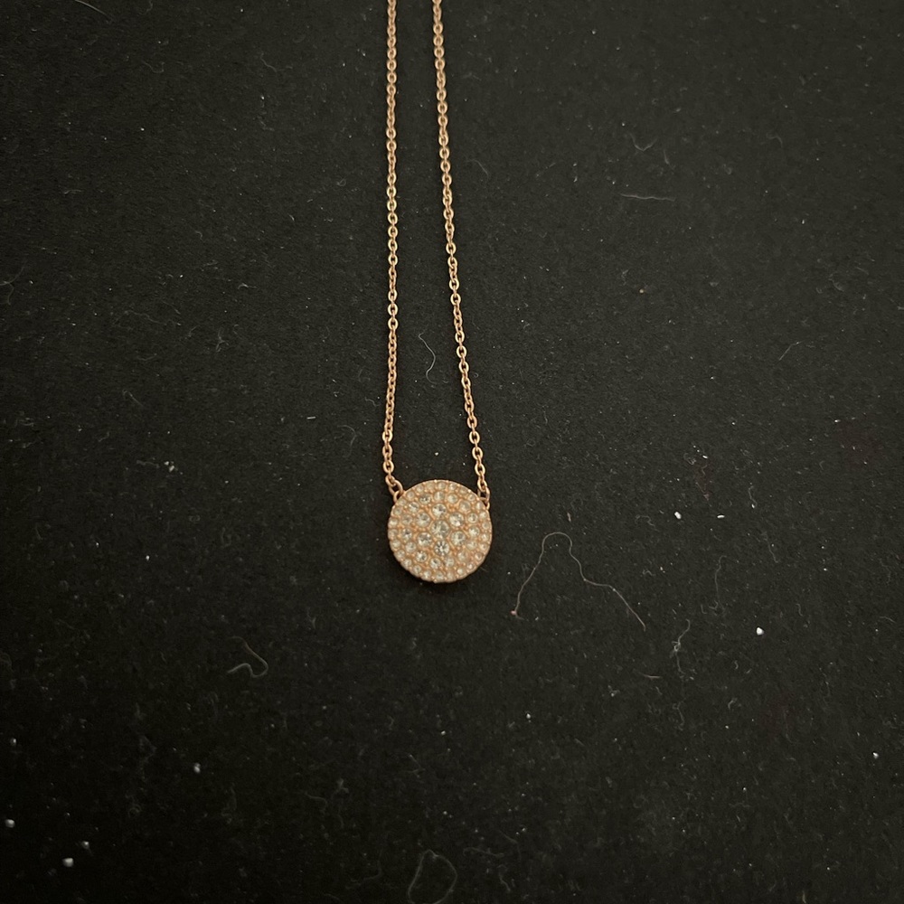 Elegant Rose Gold Plated Pendant Necklace